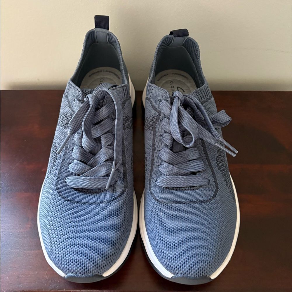 Clarks Cloudsteppers Women's Circuit Tie Denim Blue Knit Size 7.5